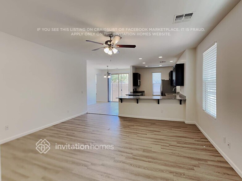 Building Photo - 1453 S Ponderosa Dr