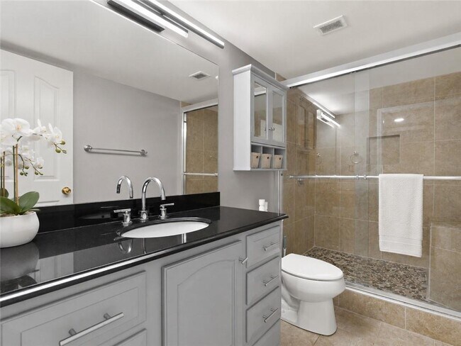 Building Photo - 2870 Pharr Ct S Northwest