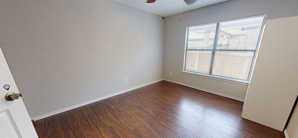 Building Photo - 7900 Rosenberry Dr