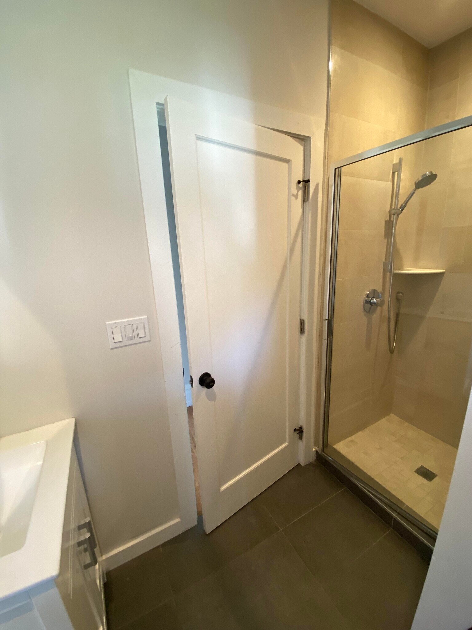 Renovated bathroom shower - 535 30th St