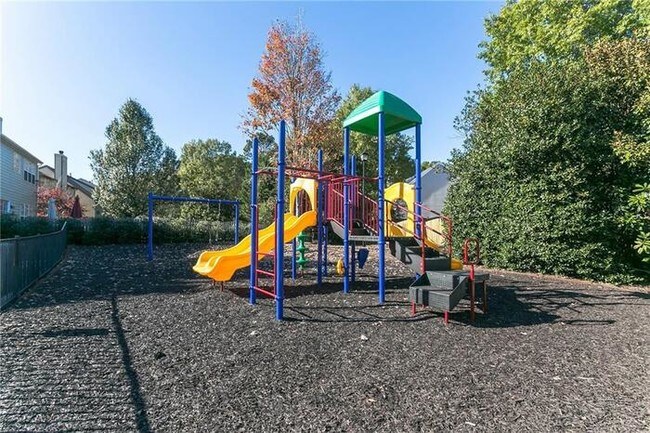 Building Photo - Beautiful house with finished basement