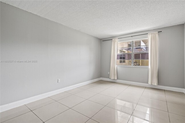 Primary Photo - 301 NW 177th St