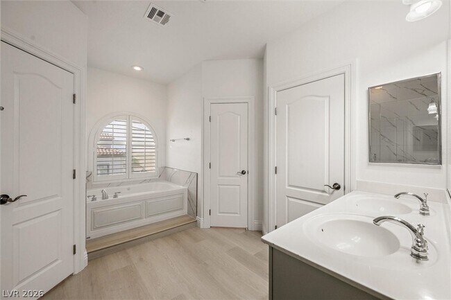 Building Photo - 1087 Luna Eclipse Ln