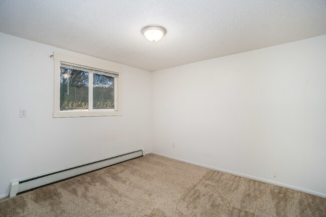 Building Photo - 1518 Edora Rd