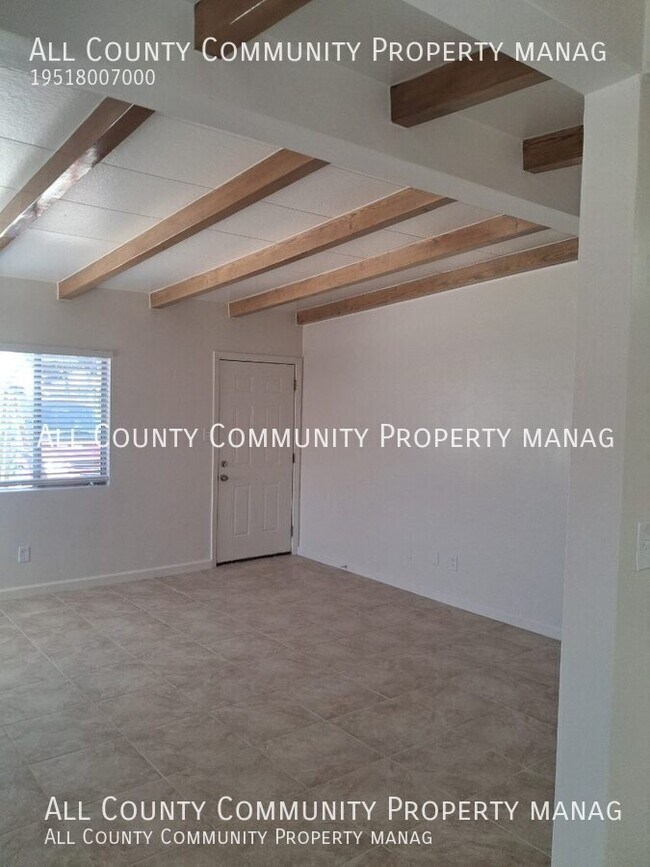 Building Photo - 6377 Hermosa Ave