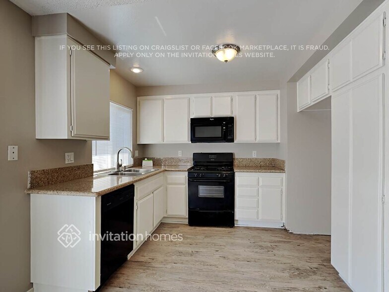 Building Photo - 3433 Revere Rd