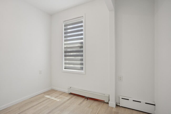 Building Photo - 9021 Smith Ave