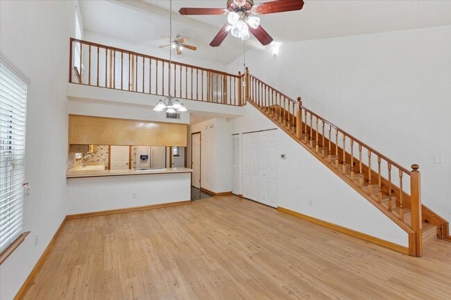 Building Photo - 2510 Golden Park Ln