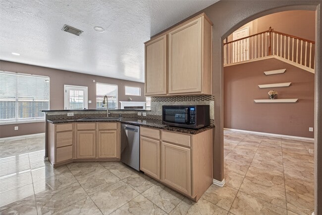 Building Photo - 18818 Flagstone Creek Rd