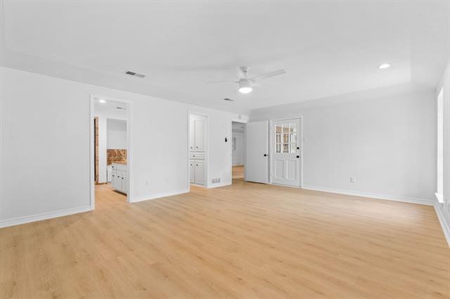 Building Photo - 238 High Brook Dr