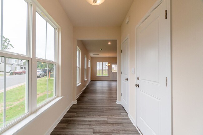 Building Photo - 4001 Beckton Trl