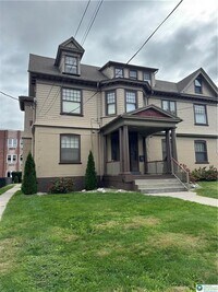 Building Photo - 728 Delaware Ave