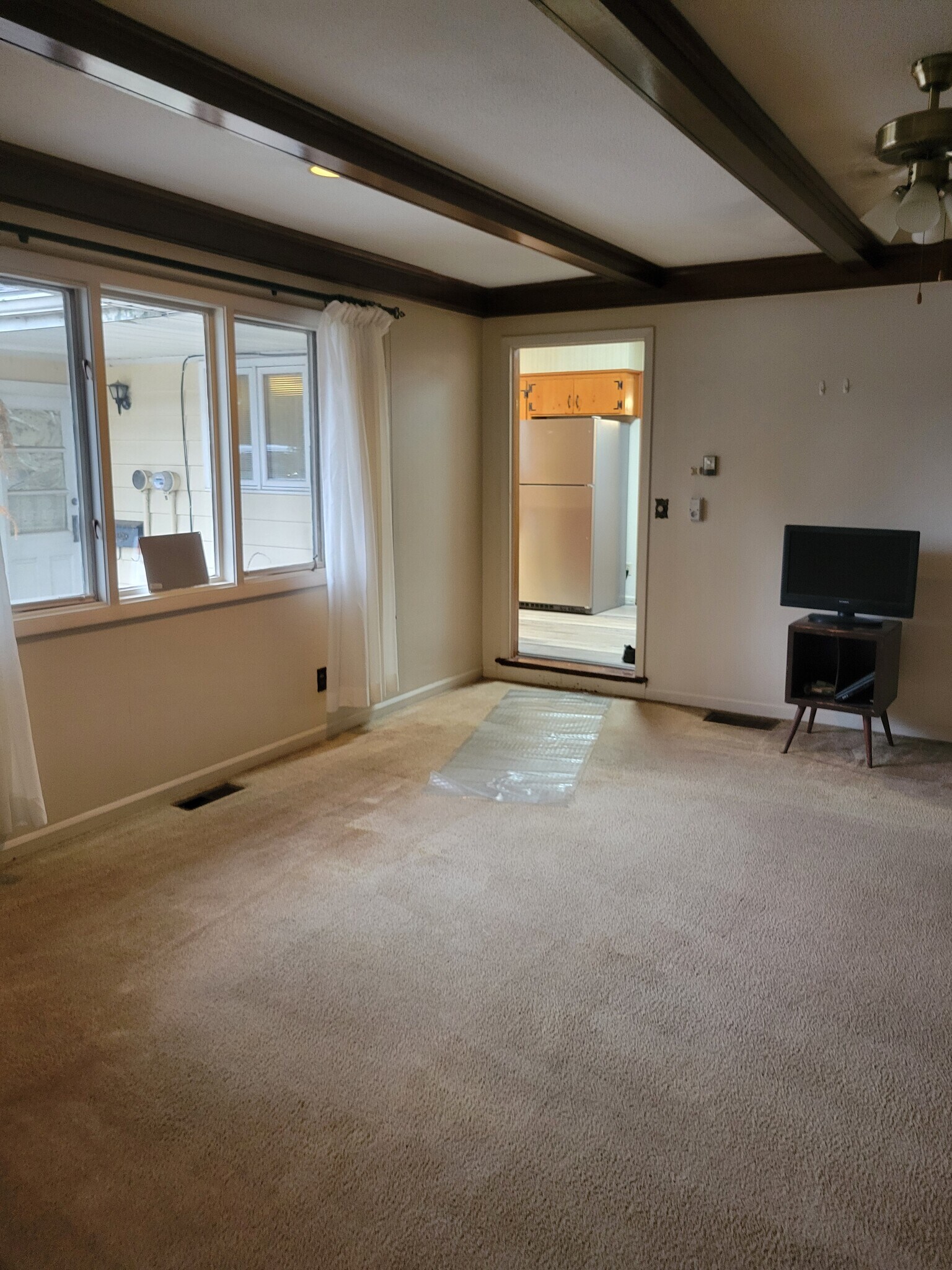 Building Photo - 2123 Eileen Rd