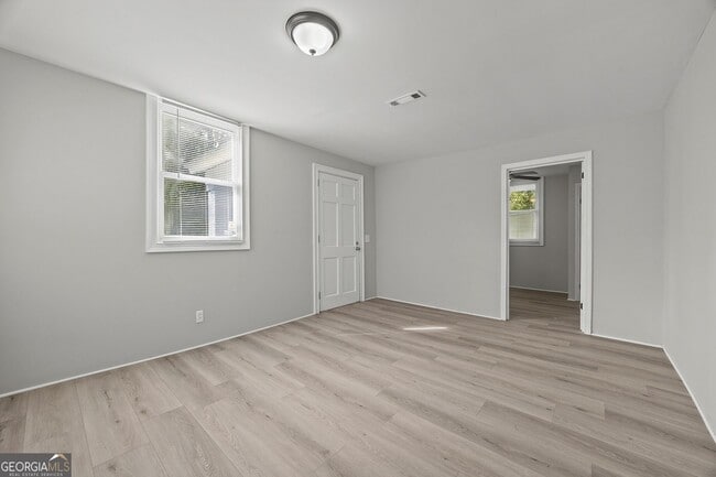Building Photo - 212 Cordele Ave