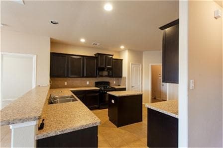 Building Photo - 1104 Bexar Ave