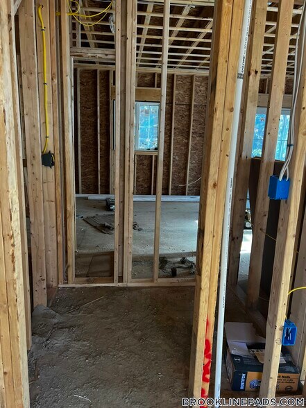 Building Photo - 101 Sumner Rd