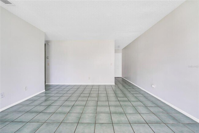 Building Photo - 39 Las Brisas Way