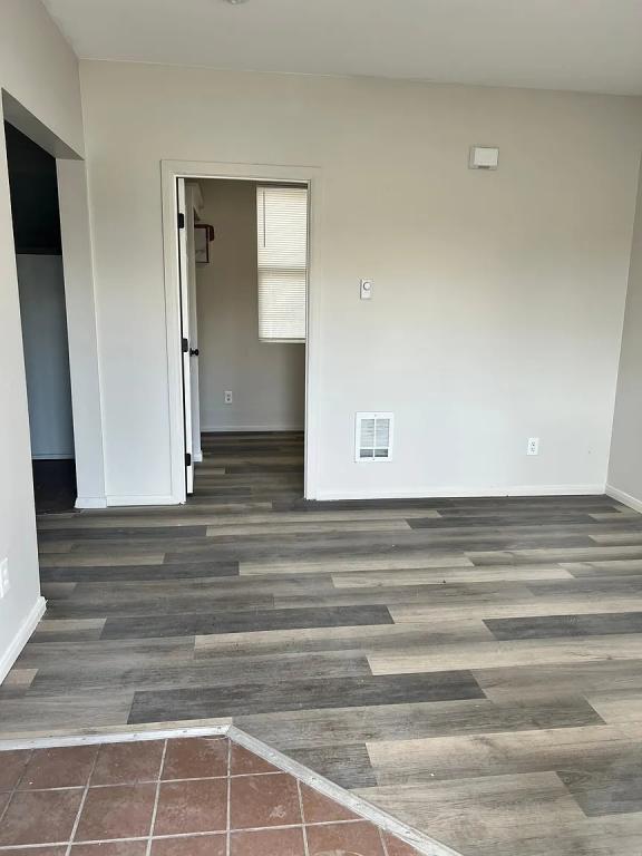 Building Photo - 227 E Ermina Ave, unit 1