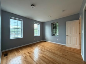 Building Photo - 274 Walsh Ave