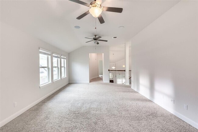 Building Photo - 4221 Valley Oaks Dr