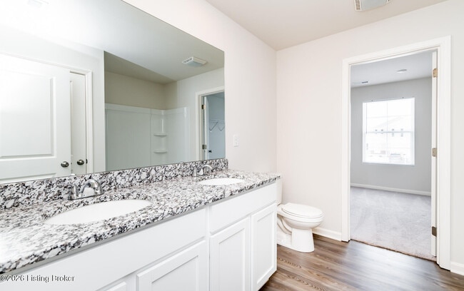 Building Photo - 104 Cool Crk Ct