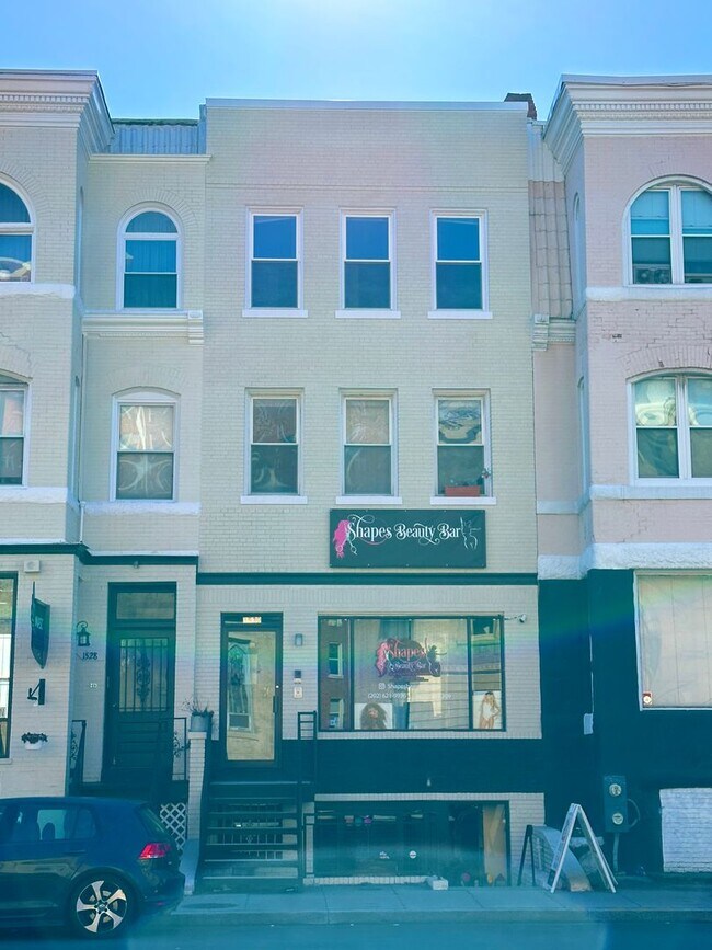 Building Photo - 0394 - Souliotis