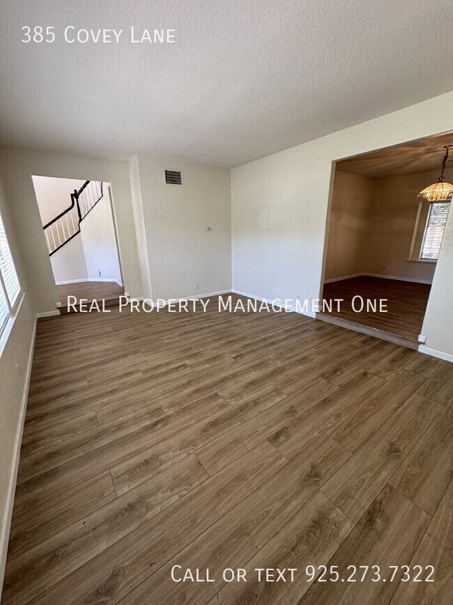 Building Photo - 385 Covey Ln