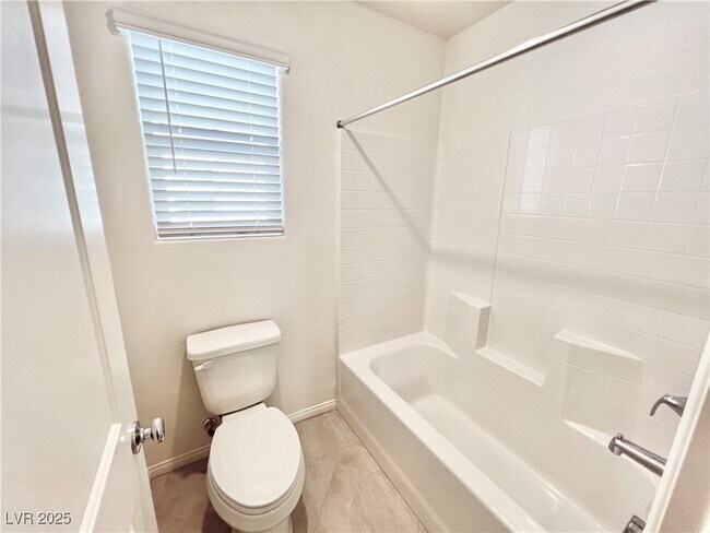 Building Photo - 6972 W Ford Ave