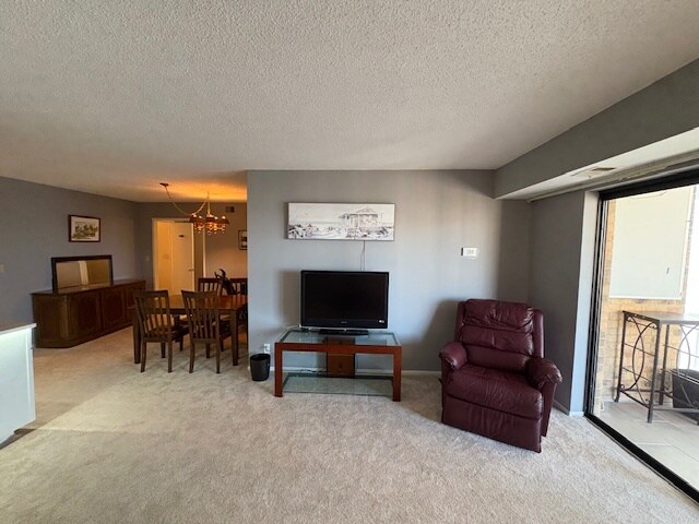Building Photo - 5901 Mount Eagle Dr