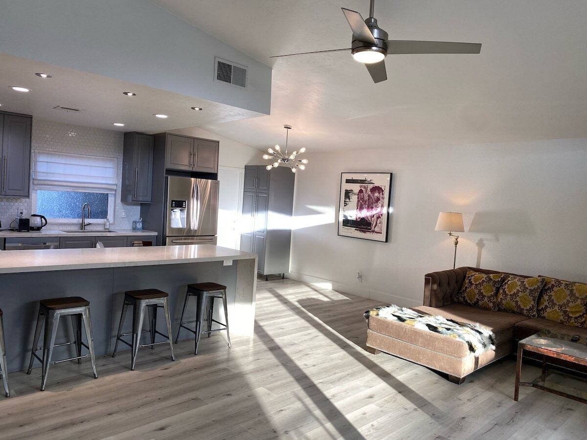 Building Photo - 74111 Catalina Way