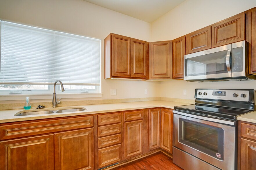 Building Photo - 4362 Eagle Ridge Ln