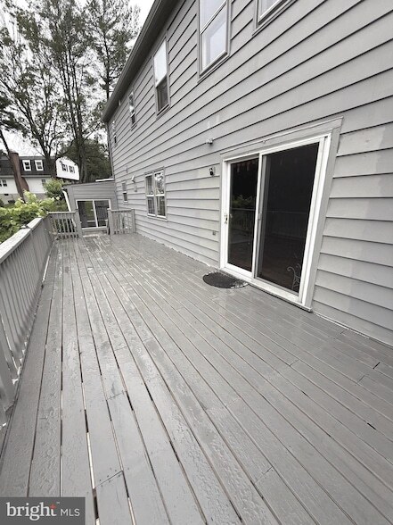 Building Photo - 1211 Temfield Rd