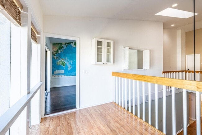 Building Photo - 2936 Florida Blvd