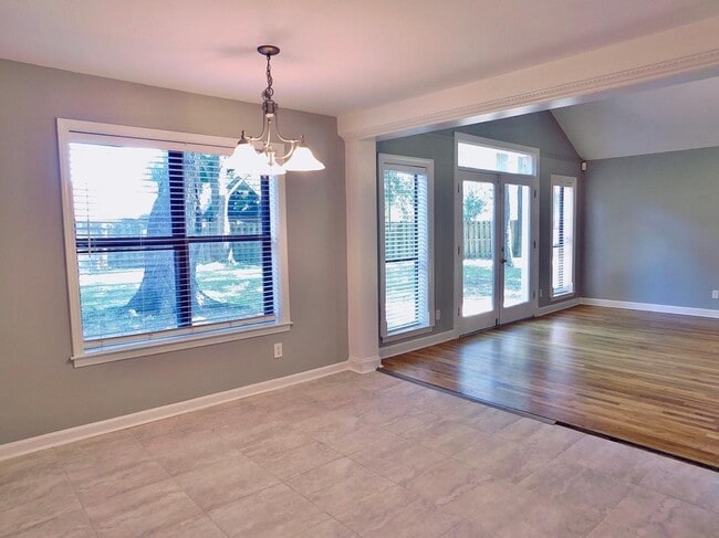 Building Photo - 1411 Leafhaven Cove