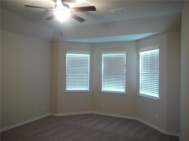 Building Photo - 316 Acadia Ln