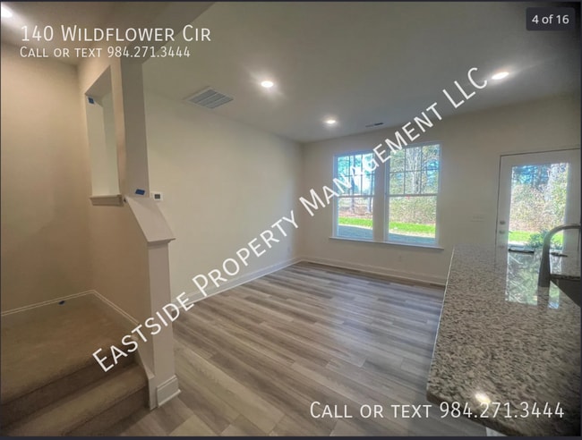 Building Photo - 140 Wildflower Cir