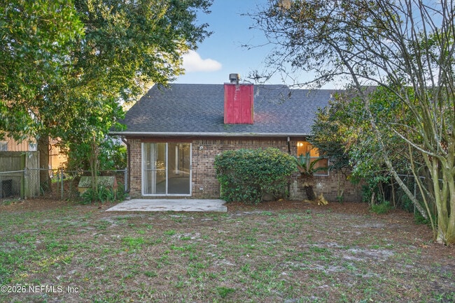 Building Photo - 11369 Fort Caroline Lakes Dr S