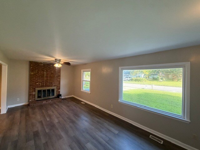 Building Photo - 206 Cambridge Ct