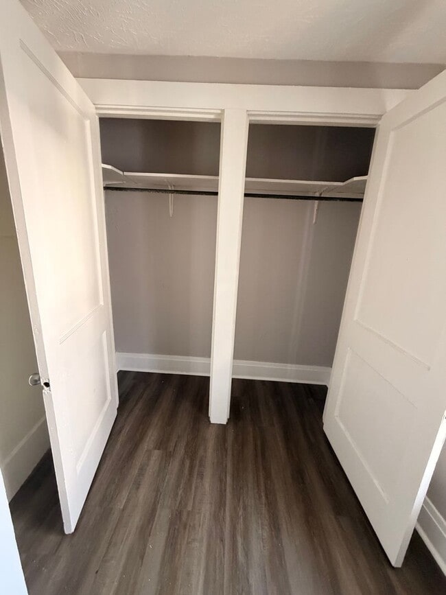 Building Photo - 7 Calloway St