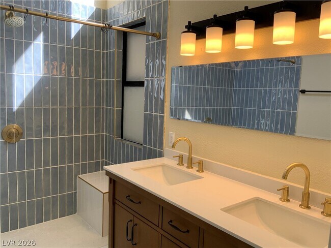 Building Photo - 216 Red Cloud Terrace