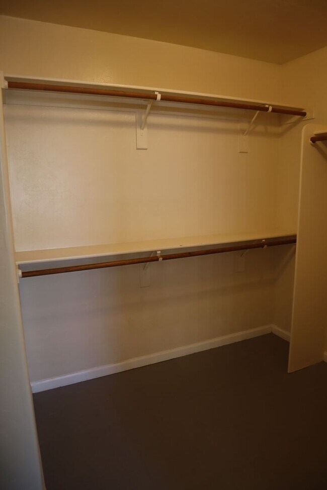 Building Photo - Livable, Lovable, & Available!