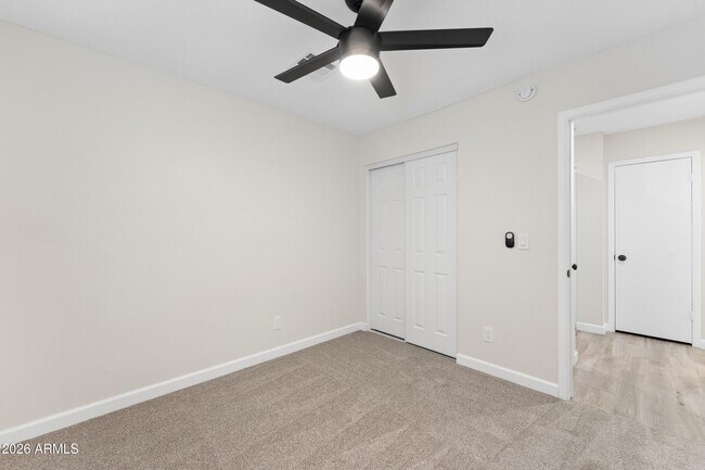 Building Photo - 7214 W Sierra Vista Dr