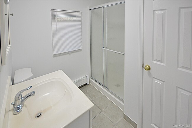 Building Photo - 140 Berg Ave