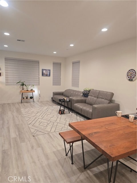 Building Photo - 10901 Montauk Ln