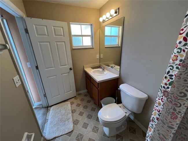 Building Photo - 8425 Crystal Cove Loop