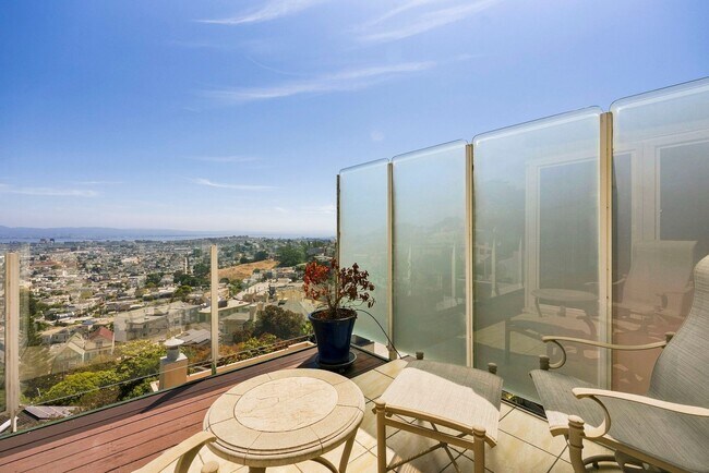 Building Photo - 45 Graystone Terrace