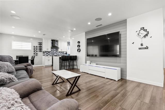 Building Photo - 12827 Sylvan St