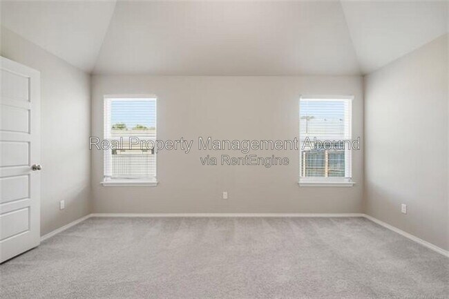 Building Photo - 3706 S 13th Pl