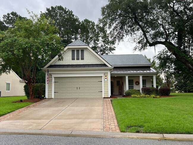 Primary Photo - Lovely Furnished Home in The Haven