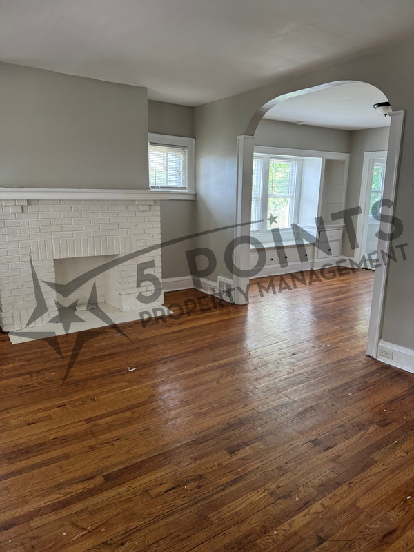 Building Photo - 957 Eddy Rd